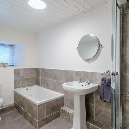 2 Bed In Cartmel 85430 Cark